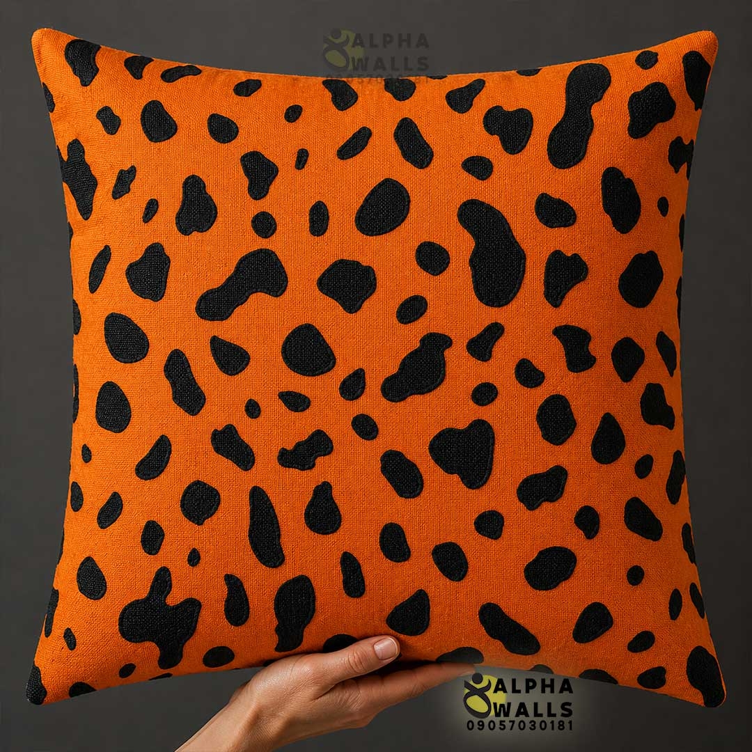 روکش کوسن مخمل طرح پلنگی نارنجی مشکی مدل Orange Wild