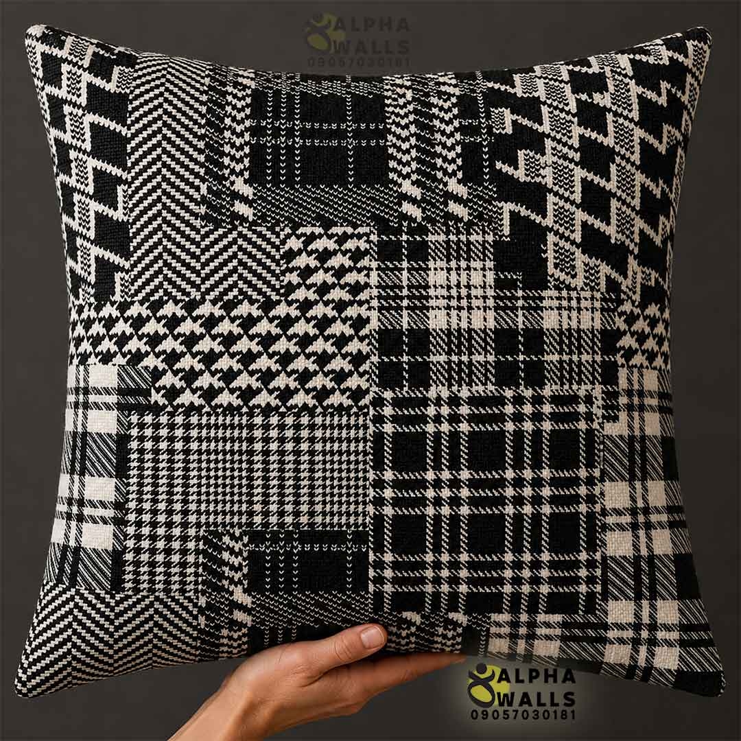  روکش کوسن مخمل طرح چهارخانه و پیچازی مشکی سفید مدل Mono Patch 