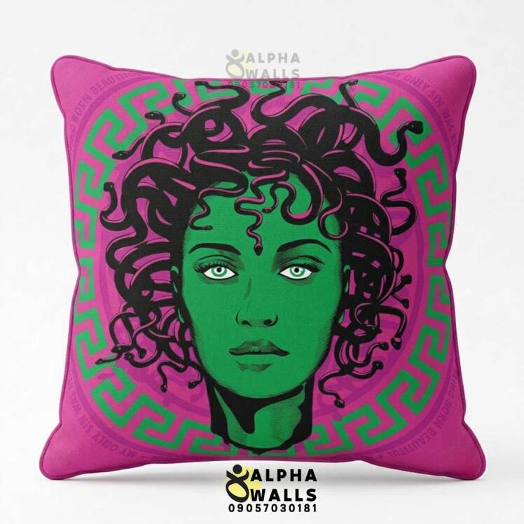 روکش کوسن مخمل طرح مدوسا سبز و صورتی مدل Neon Medusa