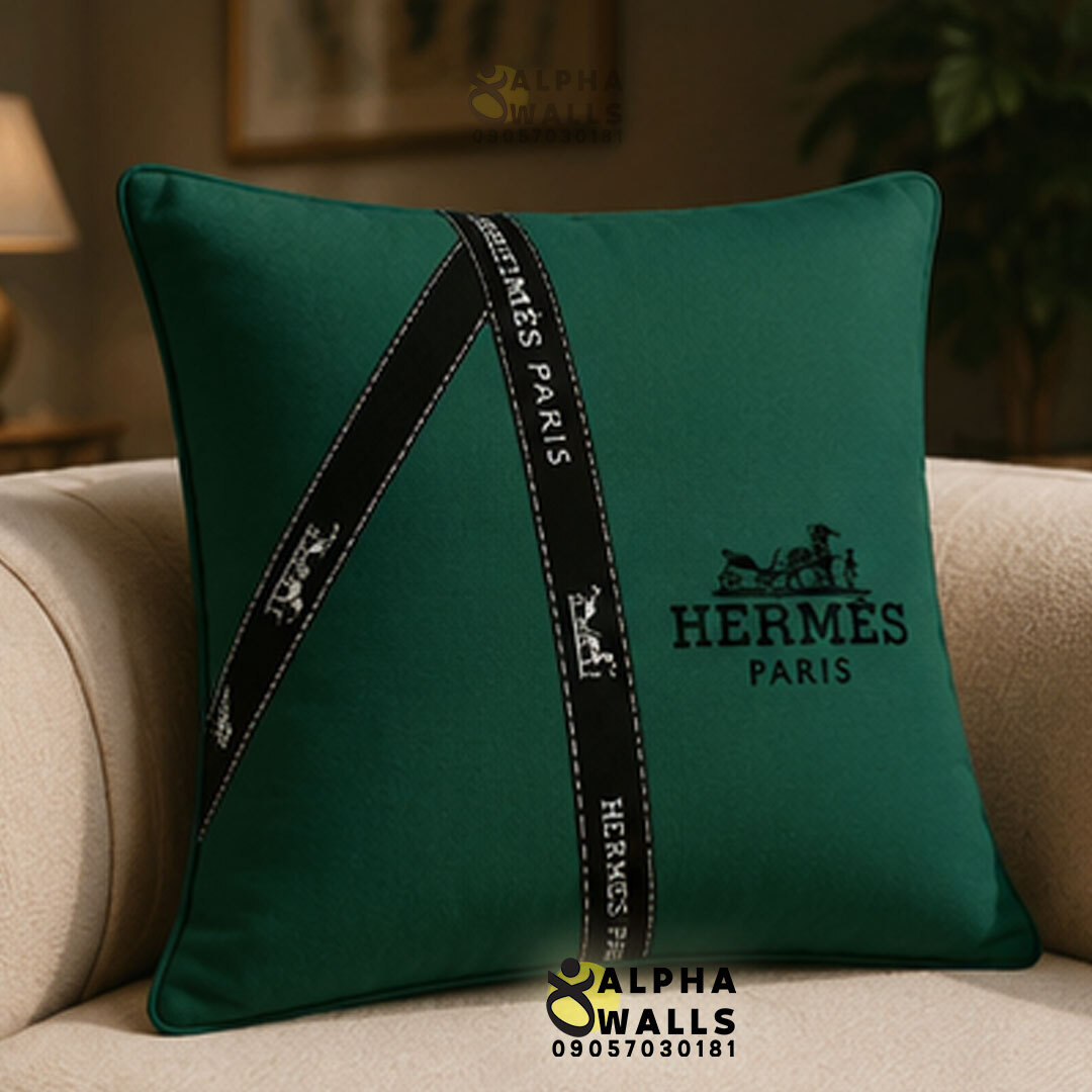  روکش کوسن مخمل سبز زمردی مینیمال مدل Emerald Ribbon 
