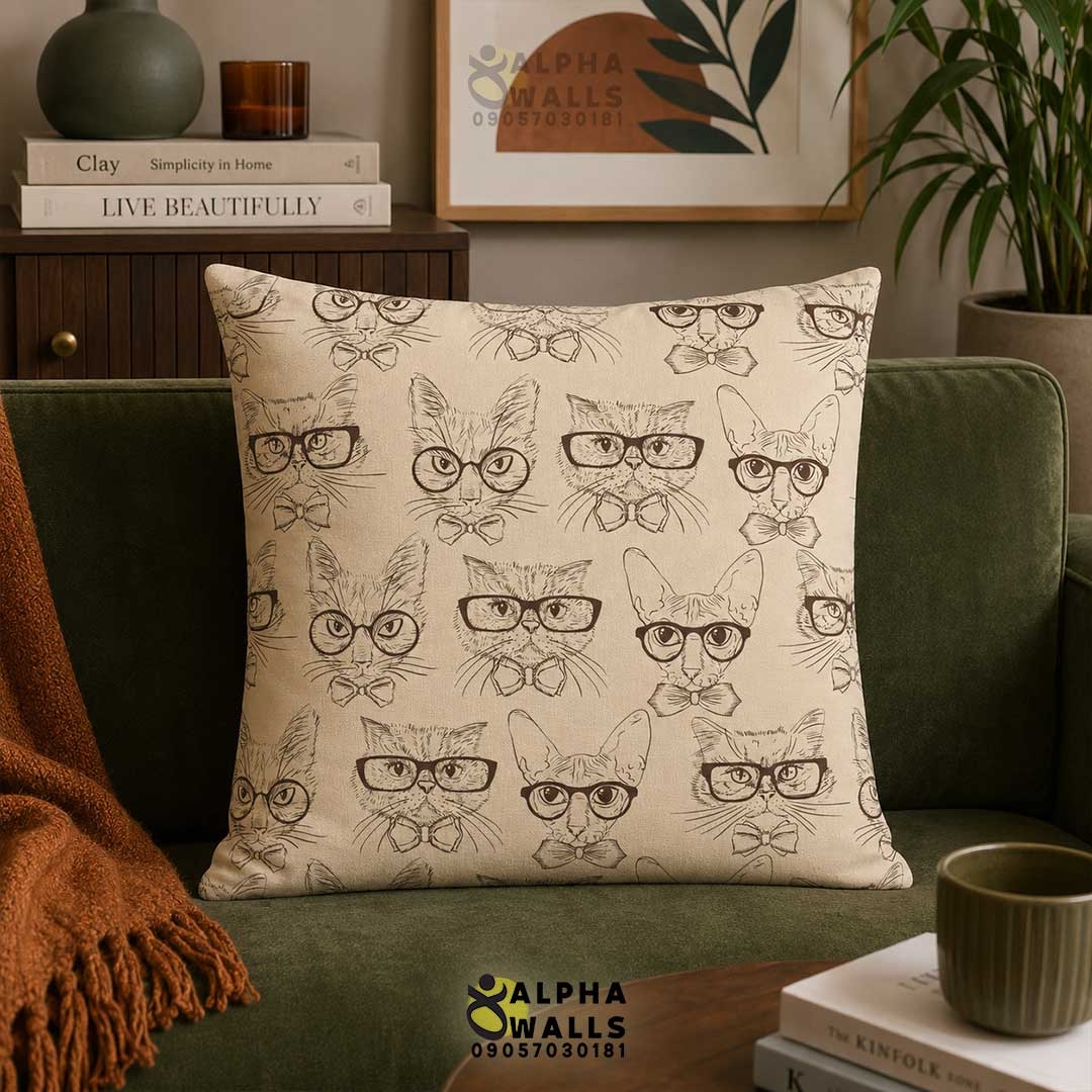 روکش کوسن مخمل طرح گربه عینکی کرم مدل Hipster Cats