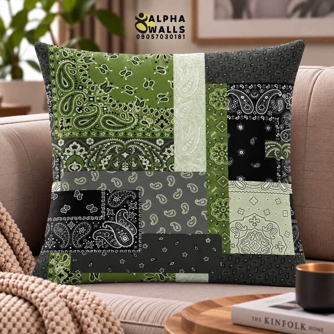  روکش کوسن مخمل طرح باندانا پچ‌ورک سبز و مشکی | Bandana Patchwork 