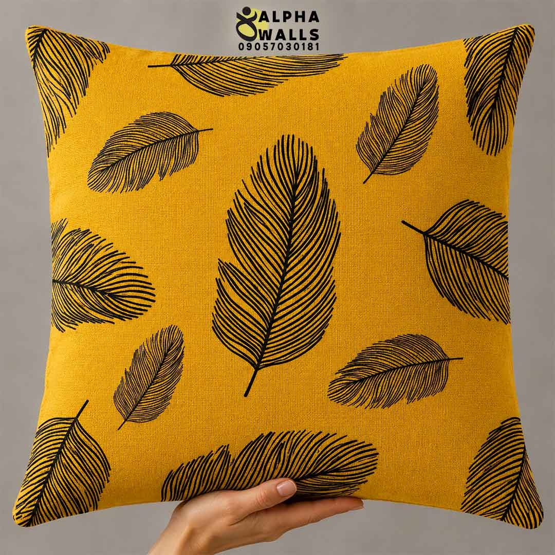  روکش کوسن مخمل طرح پر مشکی زمینه خردلی مدل Golden Feather 