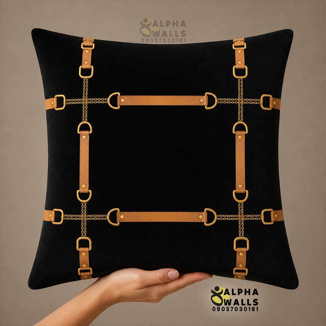  کاور کوسن مخمل مشکی طرح کمربند طلایی Golden Harness | روکش کوسن مبل لوکس 