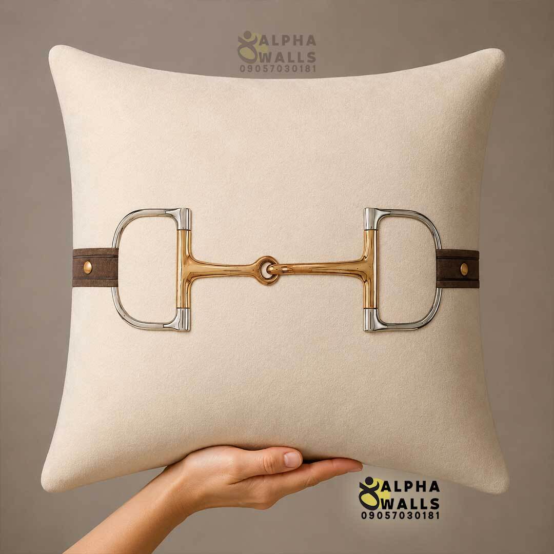  کاور کوسن مخمل کرم طرح دهنه اسب Golden Horse Bit Cream | روکش کوسن مبل لوکس 