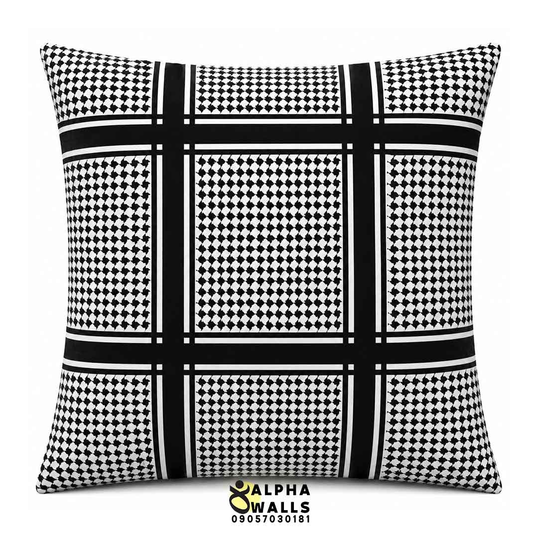 روکش کوسن مخمل طرح چهارخانه مشکی سفید مدل Mono Grid