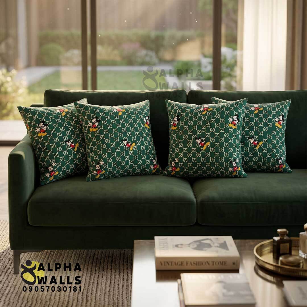 روکش کوسن مخمل طرح میکی موس و مونوگرام سبز مدل Mickey Green