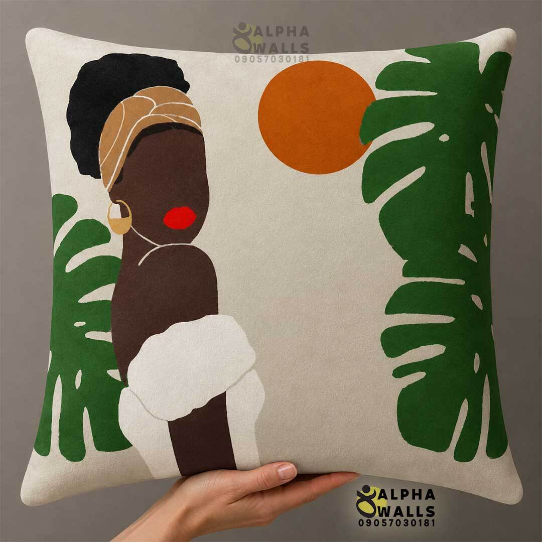  روکش کوسن مخمل طرح دختر آفریقایی و برگ سبز مدل Tropical Muse 
