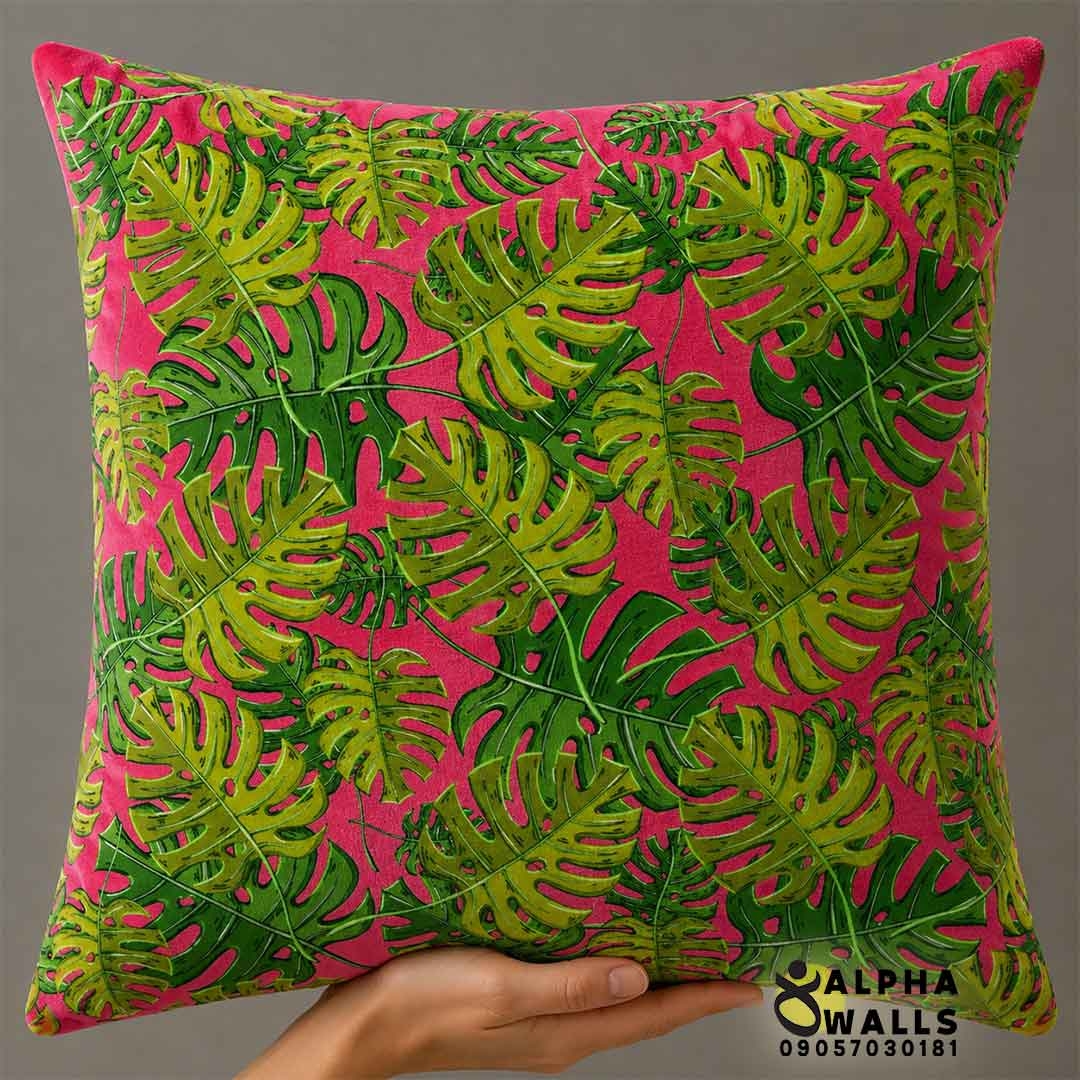 روکش کوسن مخمل طرح برگ انجیری سبز و صورتی مدل Pink Monstera