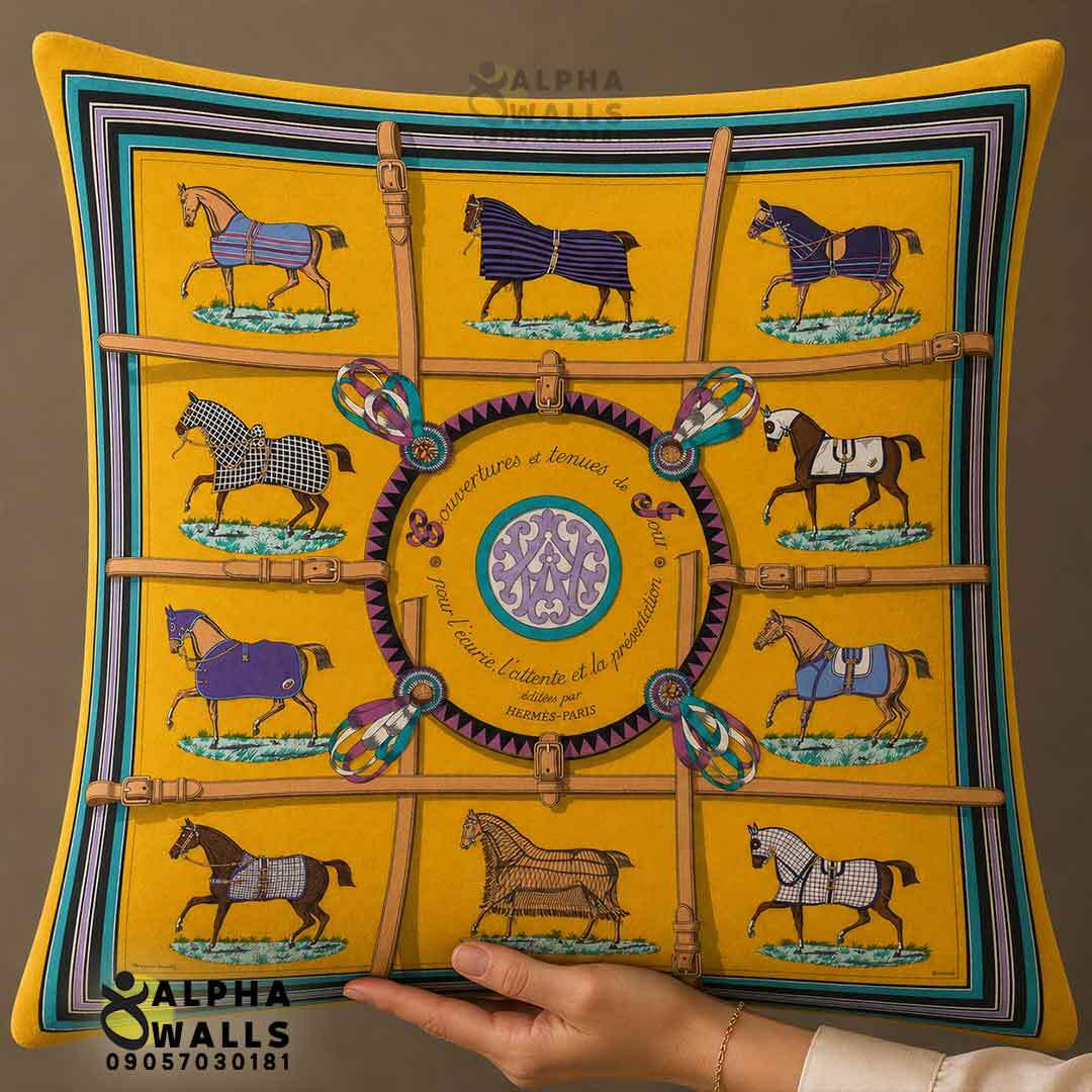  روکش کوسن مخمل زرد طرح اسب‌های هرمس مدل Hermes Equestrian Gold 