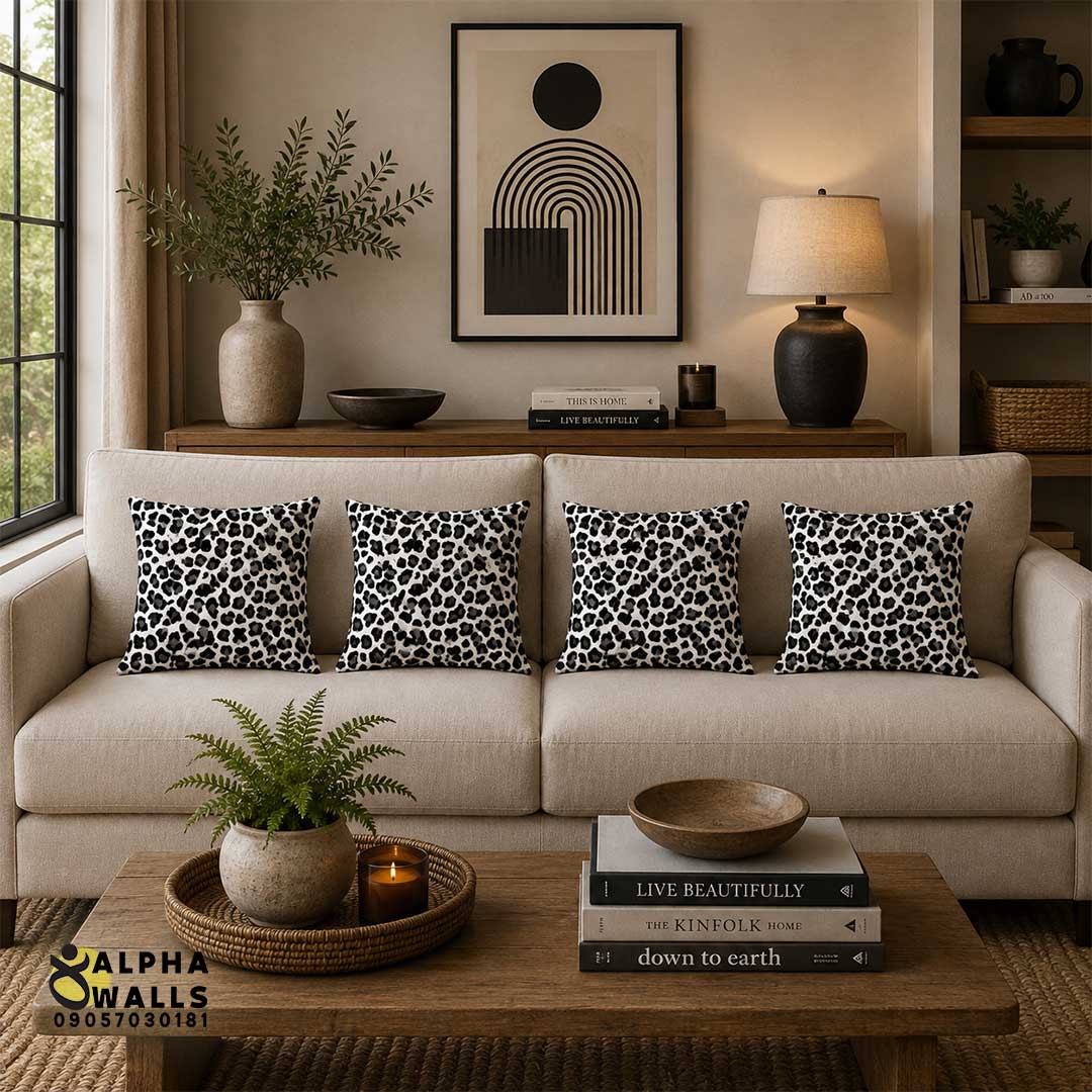 روکش کوسن مخمل طرح پلنگی سیاه و سفید مدل Mono Leopard